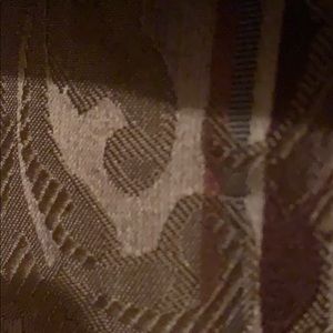 Meet your Posher, Elecia